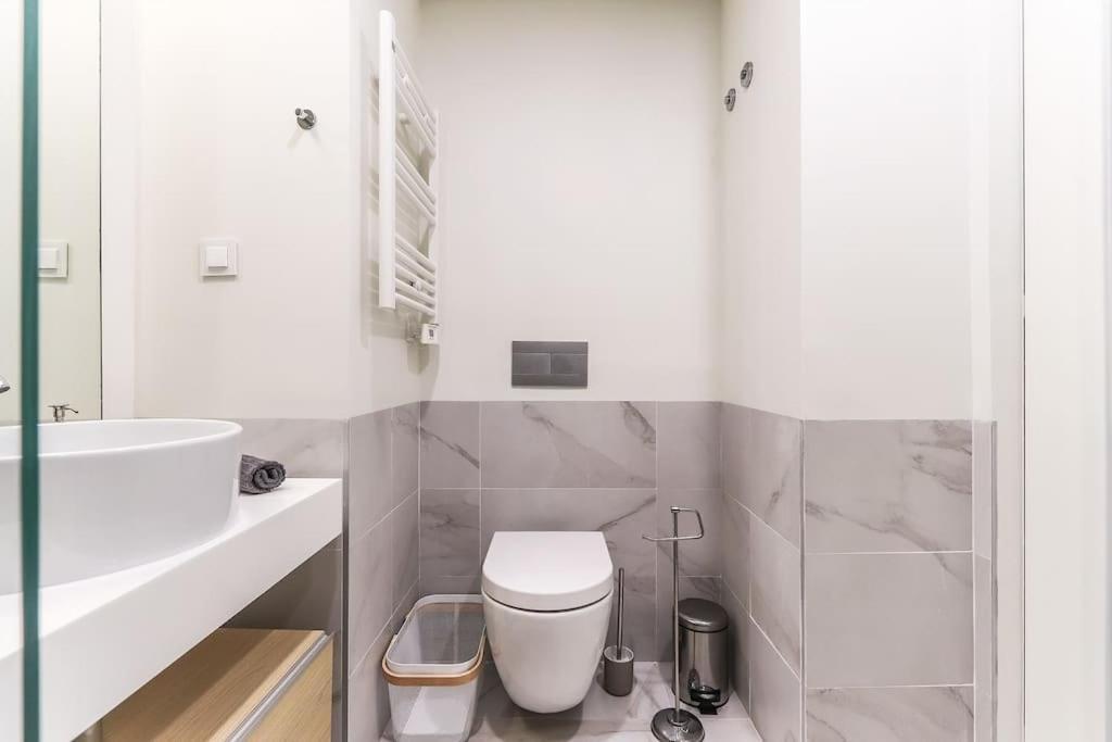 Marques Pombal Central 2 Bed Apt Ac Lisboa Kültér fotó